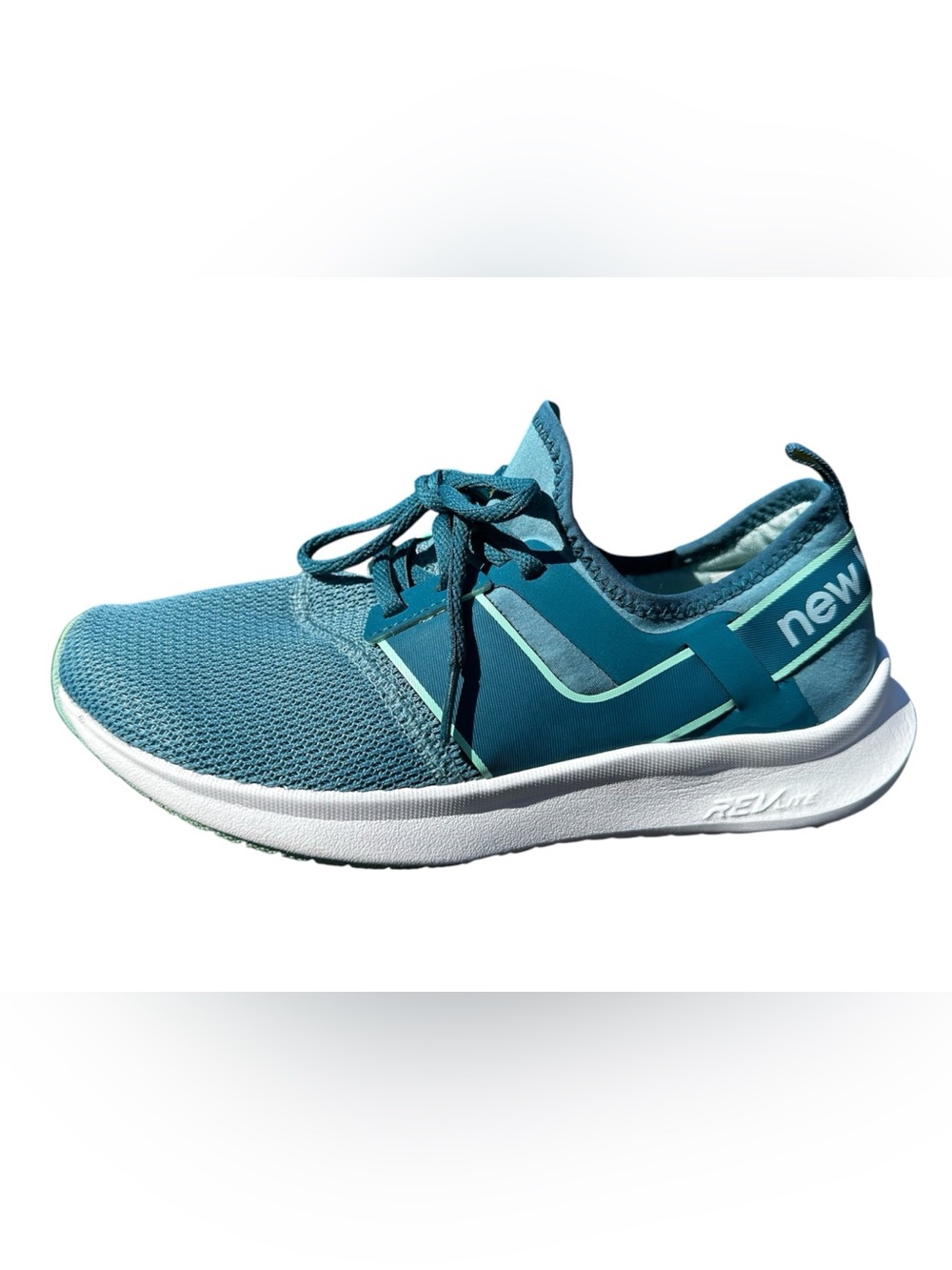 New Balance Nergize Sport V1 Teal and Light Blue Running Shoes size 8 women’s